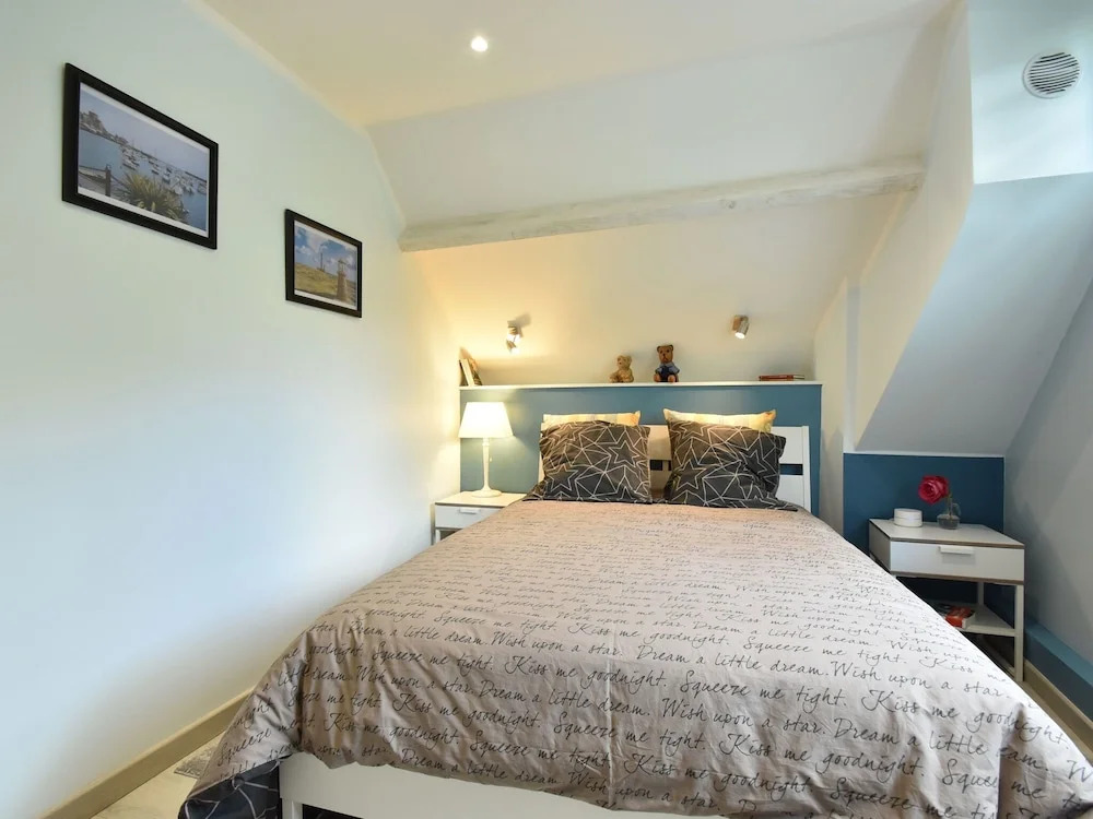 Sea View Stay in Quinéville
