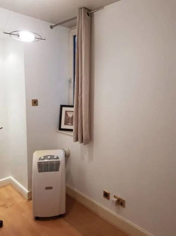 Awesome Apartment, Chelsea