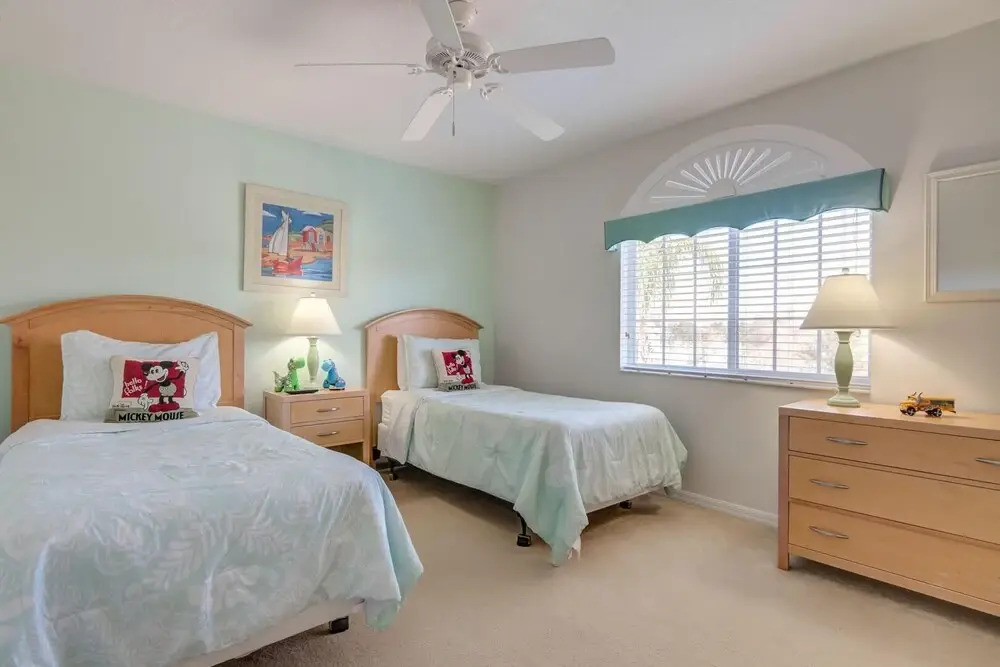 Christine's West Haven Vacation Home