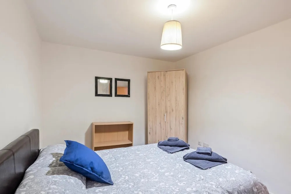 NEW Bright & Modern 2 BD in the Heart of Liverpool