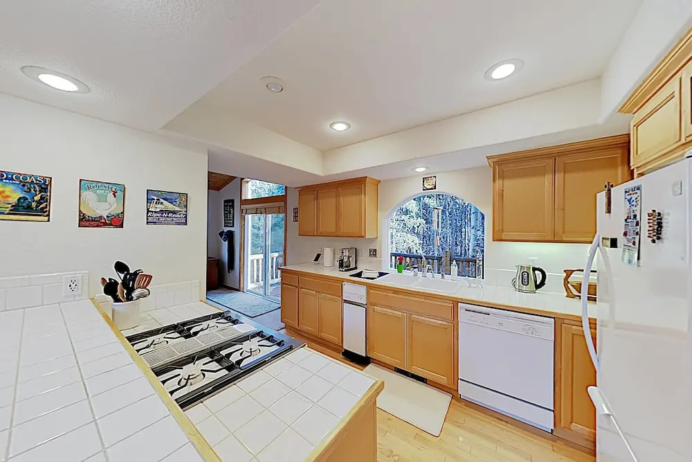 New Listing! Alder Creek , Near Slopes 3 Bedroom Home