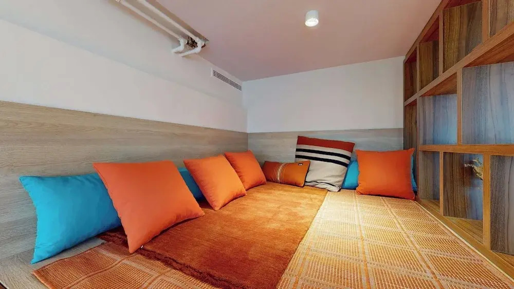 Room 1211 in a Premium Residence- Sport/laundry