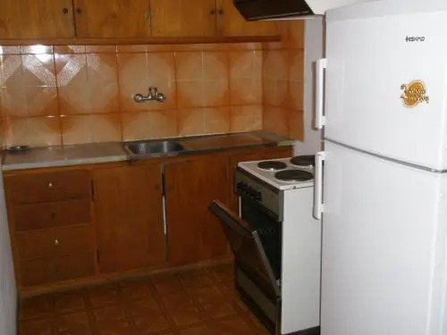 Aparthotel 1 Star Troulos