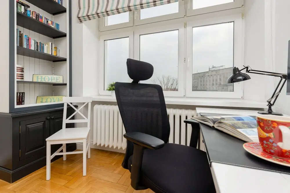 Warsaw Grójecka by Renters Prestige