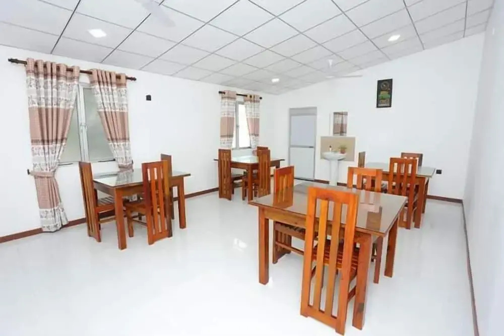 Kumbuk Sewana Villa