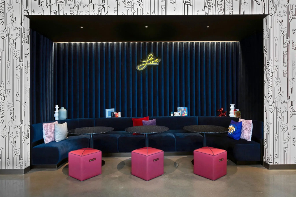 Aloft by Marriott Kansas City Country Club Plaza