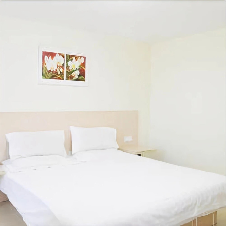 Red Sun Bussiness Hotel