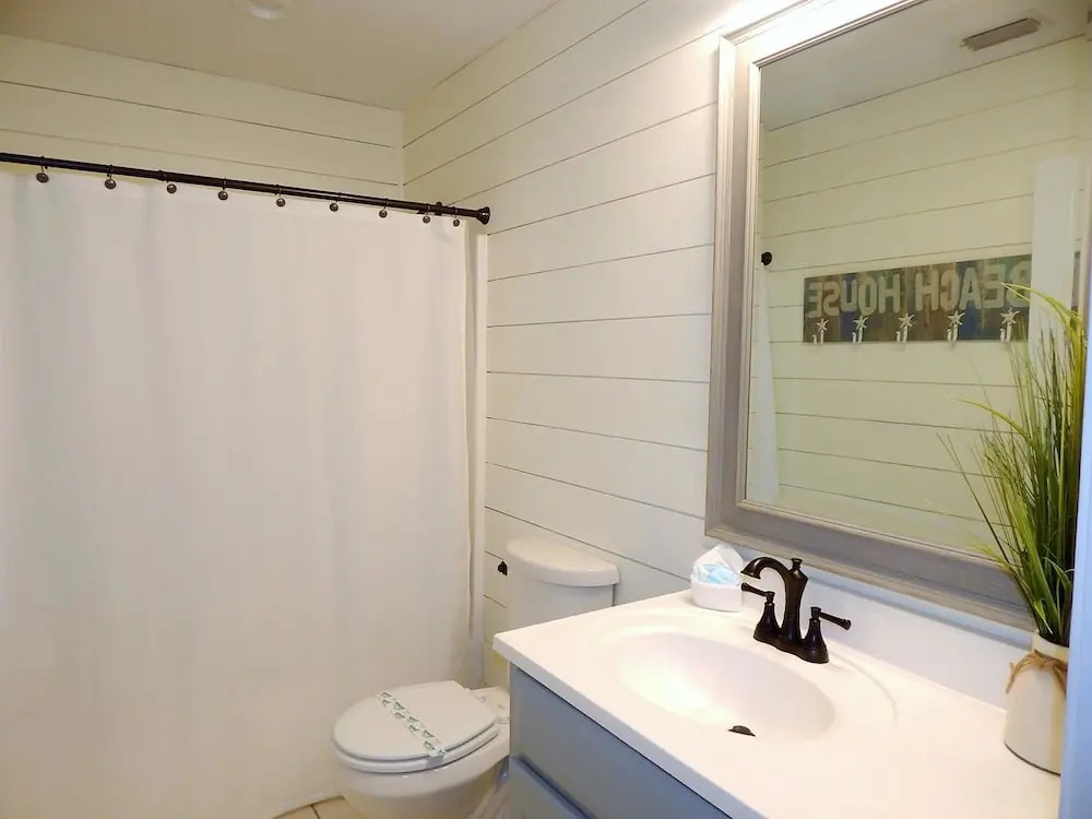 017 Morris House 4 Bedrooms 2.5 Bathrooms Home
