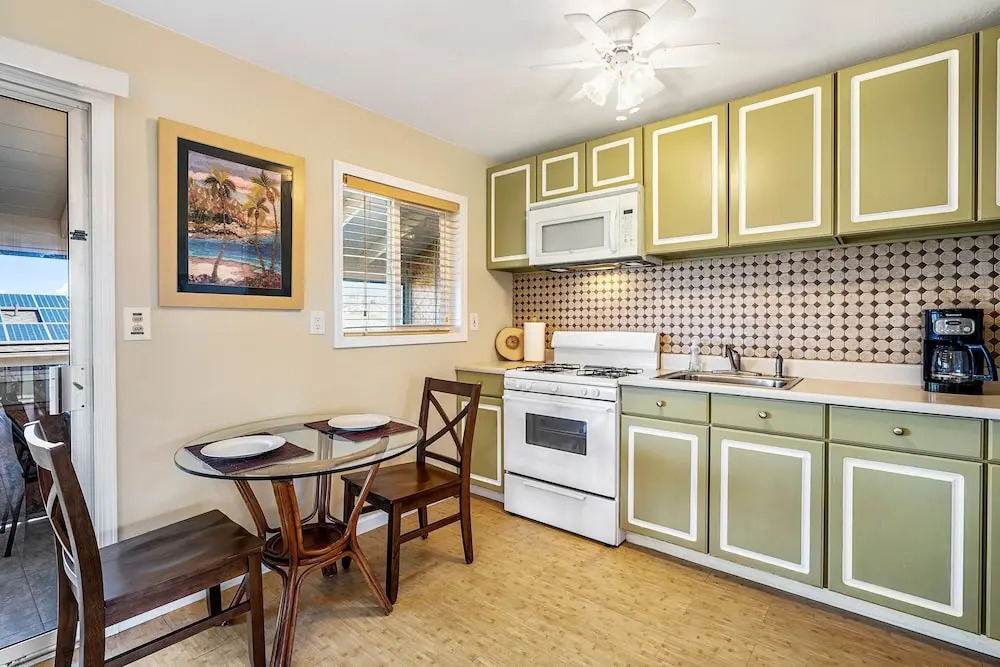 Kona Shores 221 Stvr #19-390879