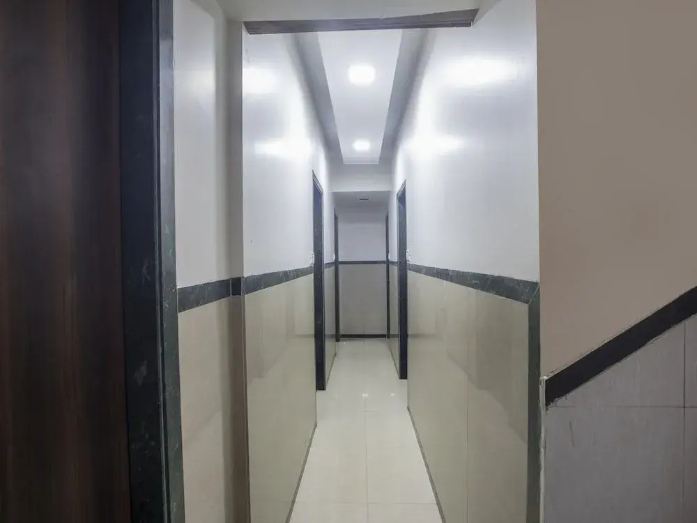 FabHotel National Residency Chembur