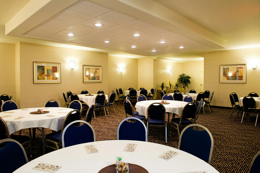 Holiday Inn Express & Suites-Regina-South by IHG