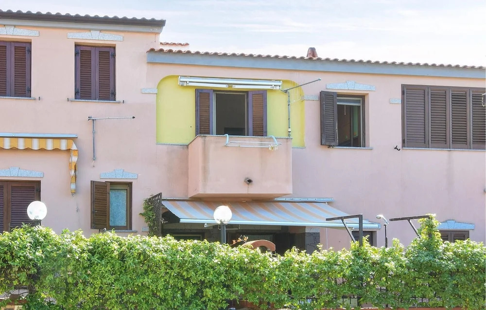 Nice Home in Tanuanella Budoni With 2 Bedrooms