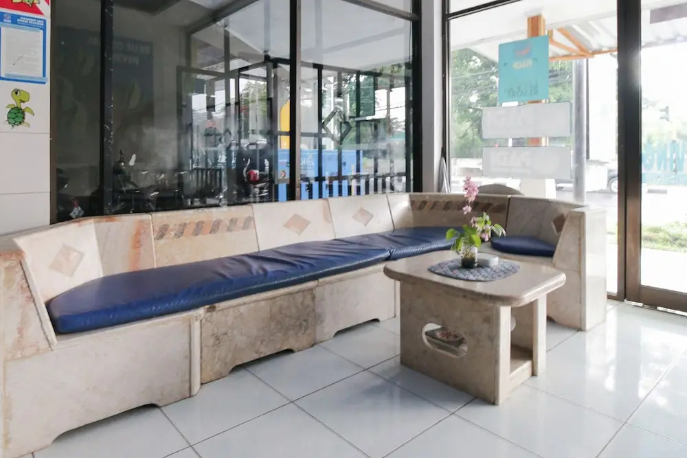Airy Batu Layar Raya Senggigi KM 8 Lombok