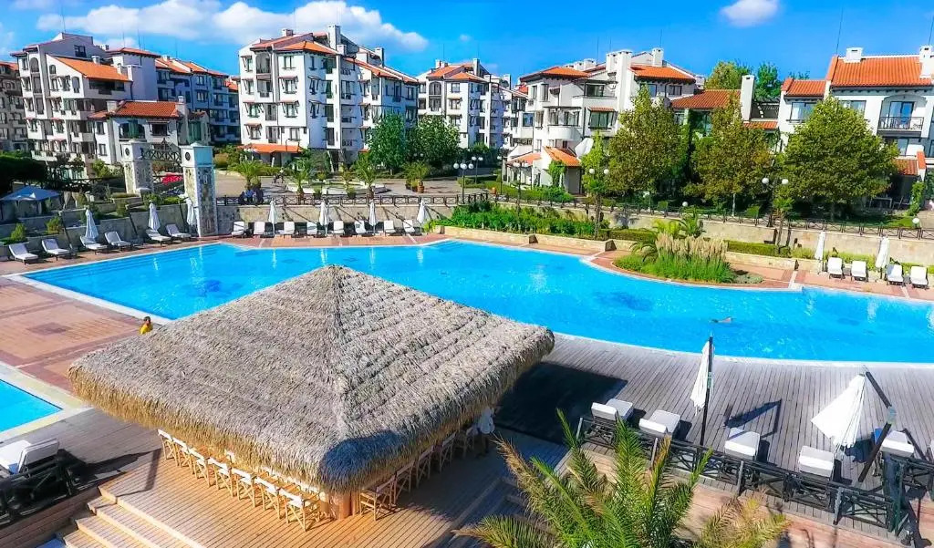 Oasis Resort & Spa Premium Apartments