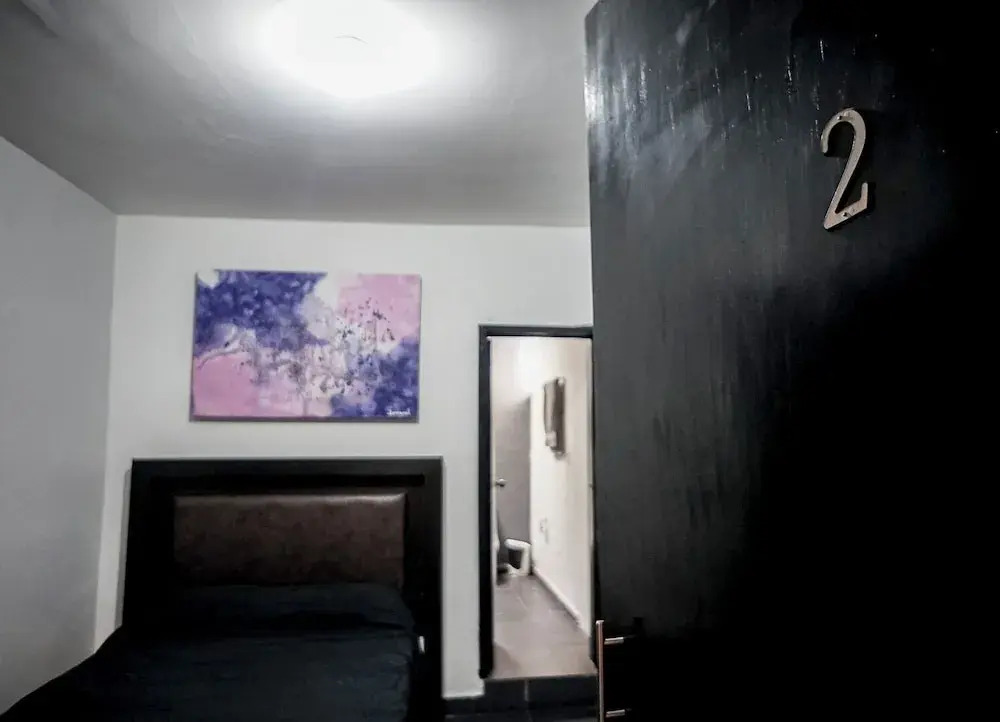 Private room Downtown 2 Guests