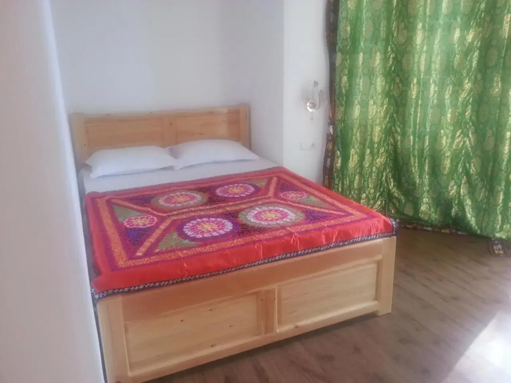 Amir Hostel