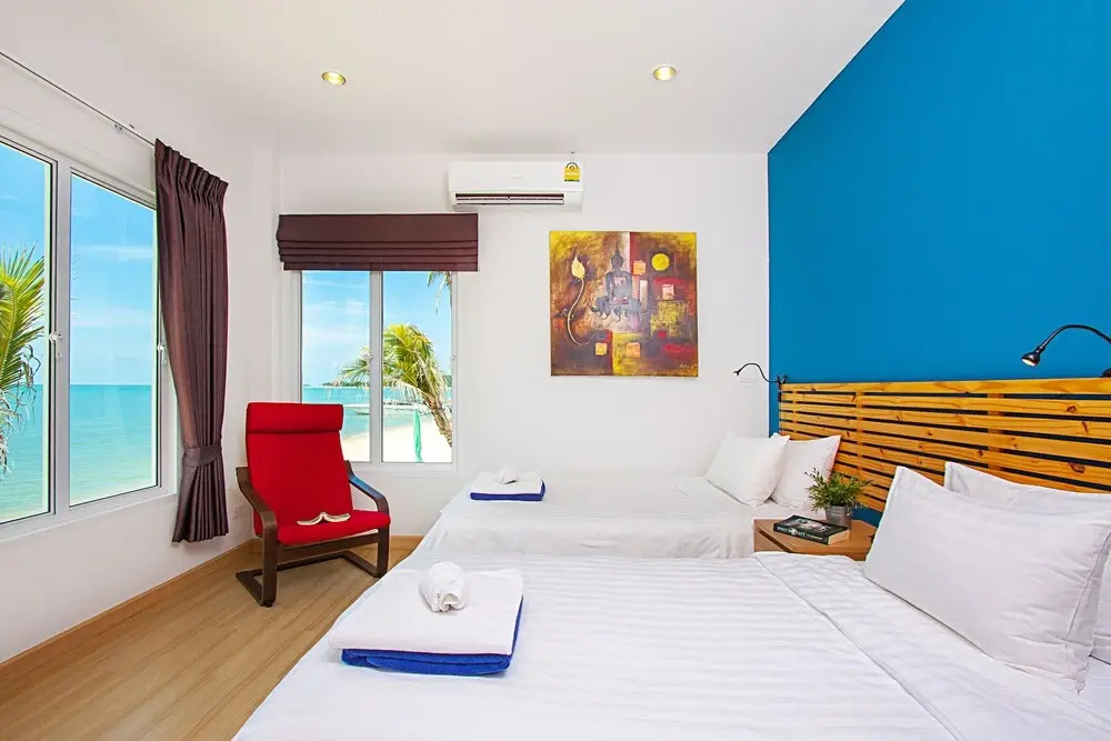 Interstellar Beachfront Villa B