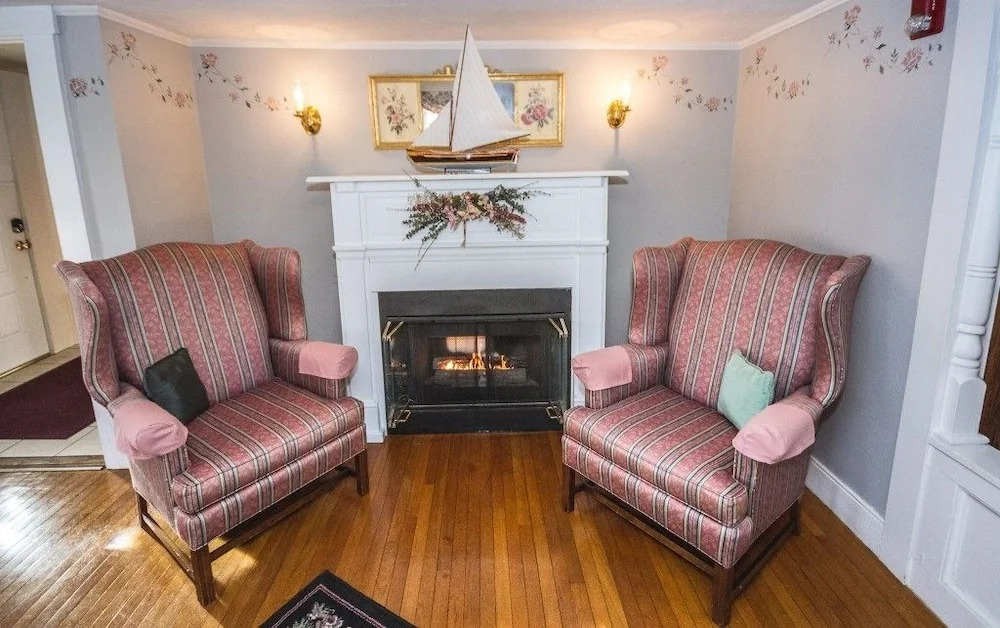 Rosewood Country Inn