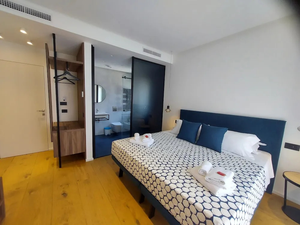 B&B Le Suites di Costanza