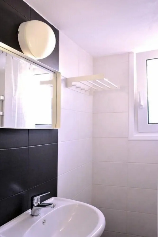 Adorable flat next to Marina Alimou