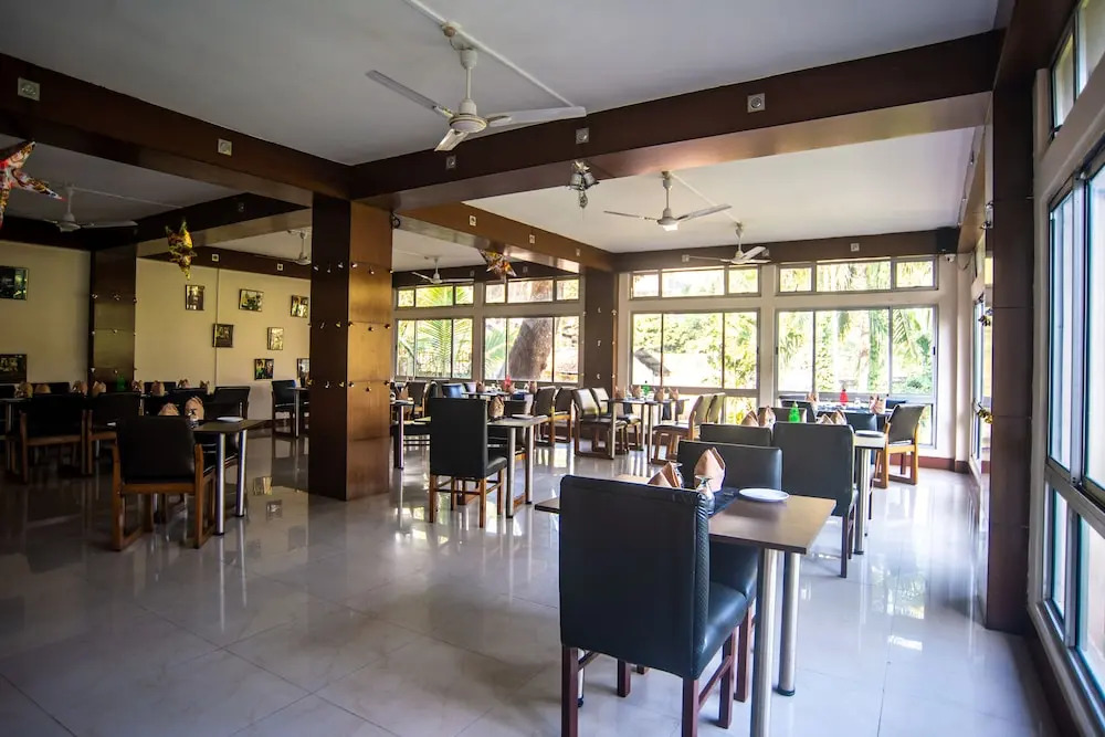 Polo Tura Hotel