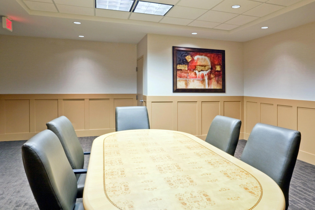Holiday Inn Hotel & Suites Surrey East - Cloverdale by IHG