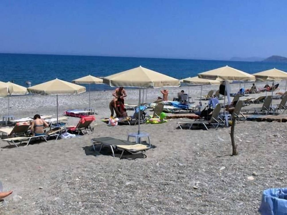Mythos Beach Hotel
