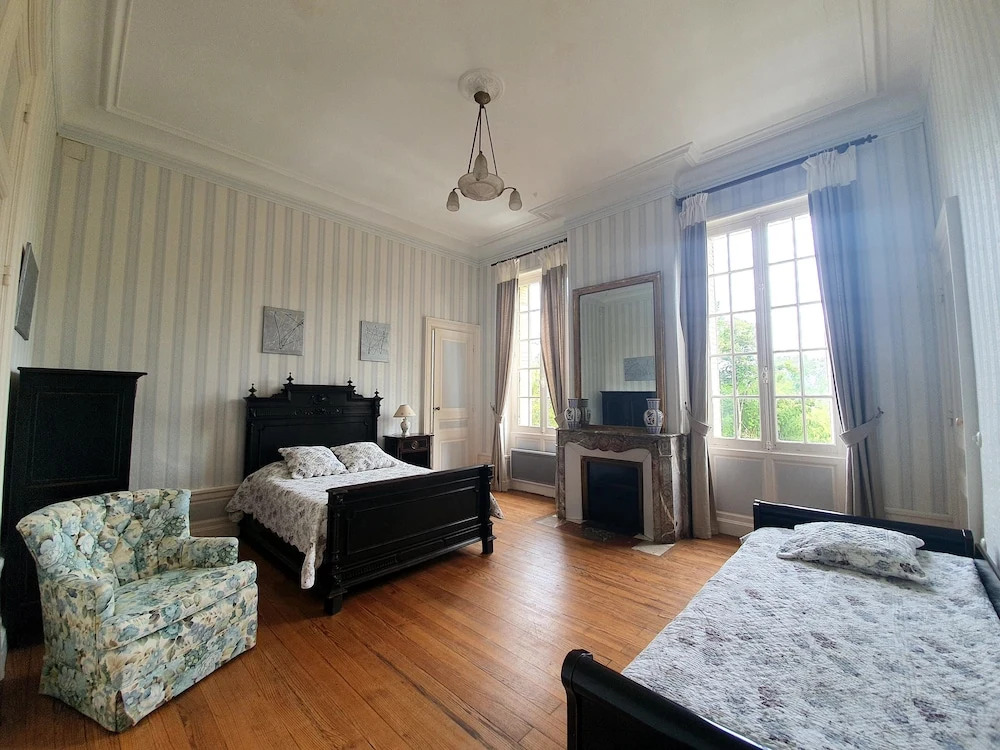 Château Belle Epoque - Chambres dHôtes & Gîtes