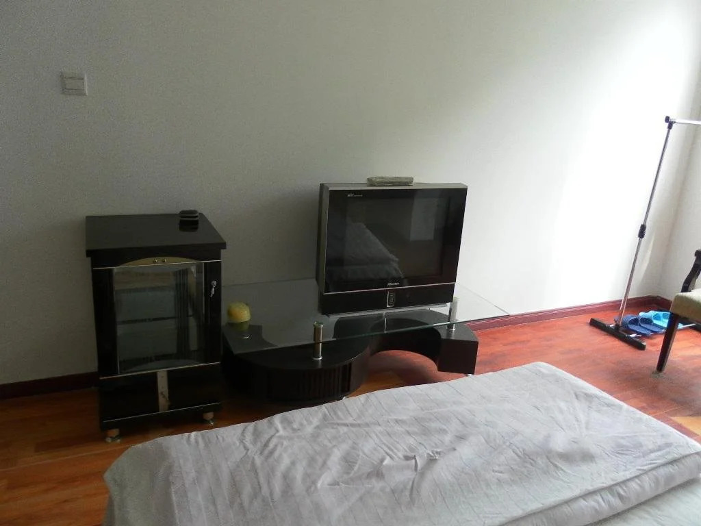 Mr. Chen's Self-Serve Family Inn