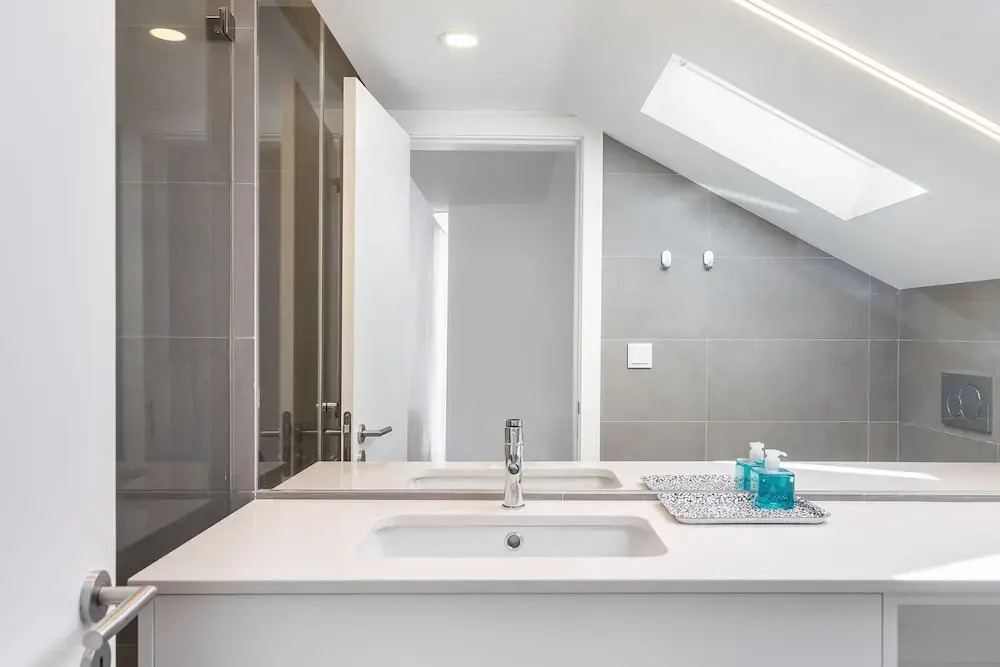 Prime Location W Ac 3-Bed Duplex Perfect For Families Only