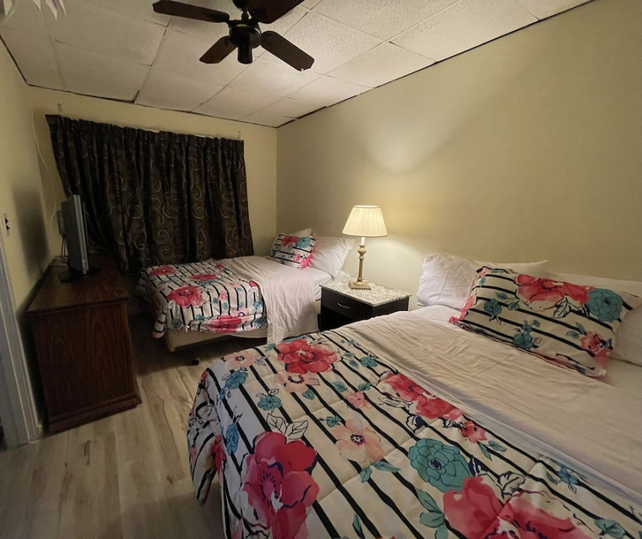 Searay Motel