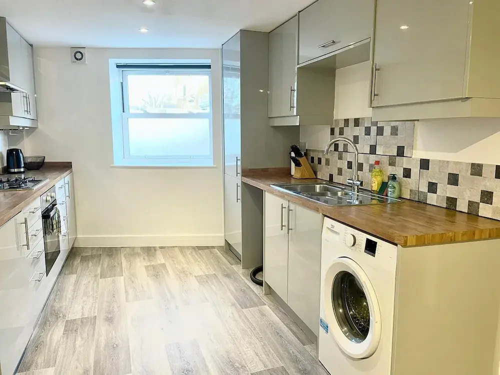 Modern 2 Double Bedroom-Free Parking