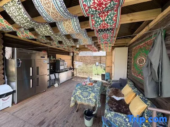 Moli Homestay