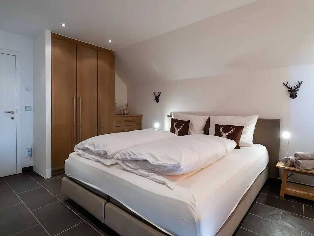 Upscale Chalet In Mauterndorf With Sauna And Ski Storage