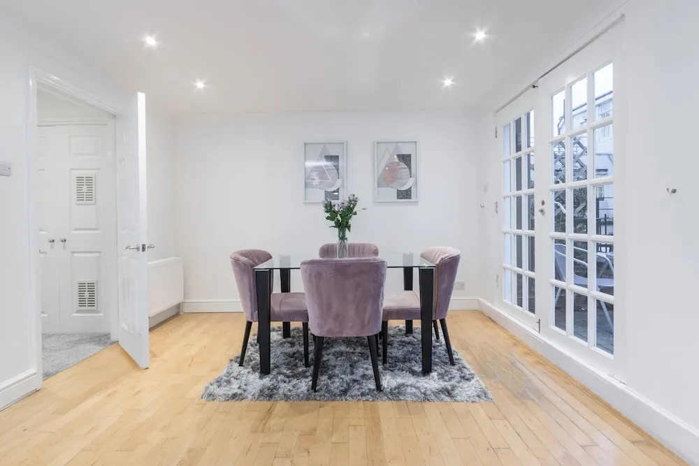Delightful Duplex 3 Bedroom Apartment in Central London by Oxford st