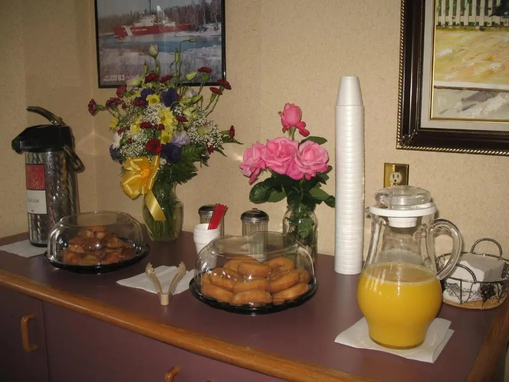 Great Lakes Inn Mackinaw City