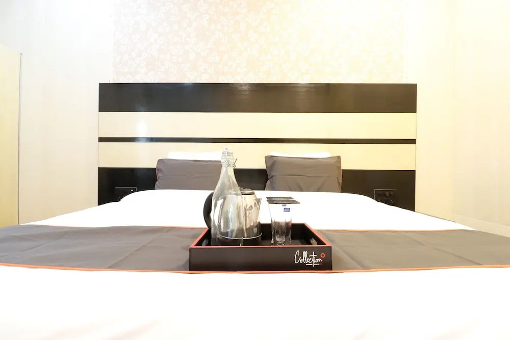 Collection O 45418 Hotel Rahul Palace