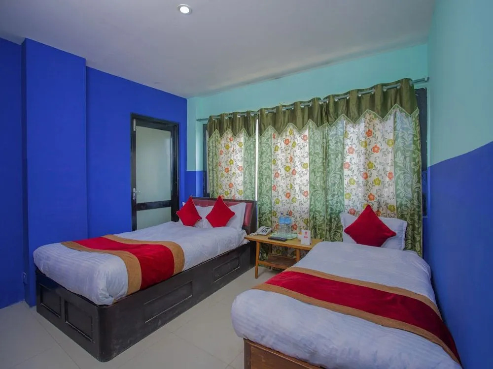 OYO 266 Hotel Grand Stupa