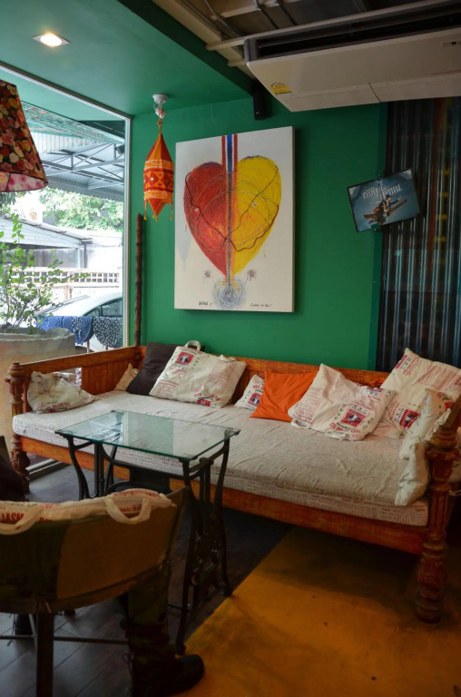 Silom Art Hostel