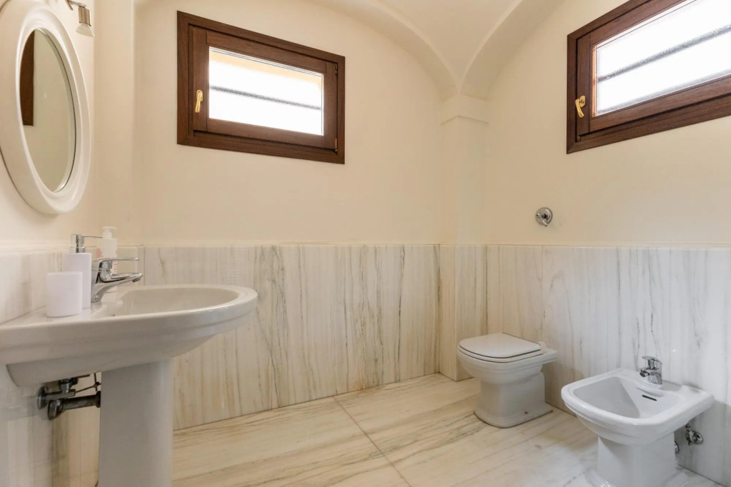 Casa Ambrosini Apartments by Wonderful Italy