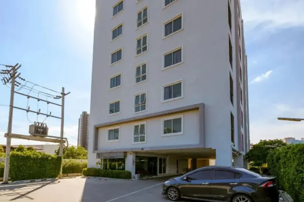Townhouse Siam Privi Hotel