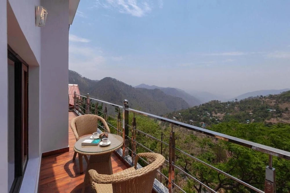 Alaya Stays Amara Dusk 4BHK Villa in Nainital