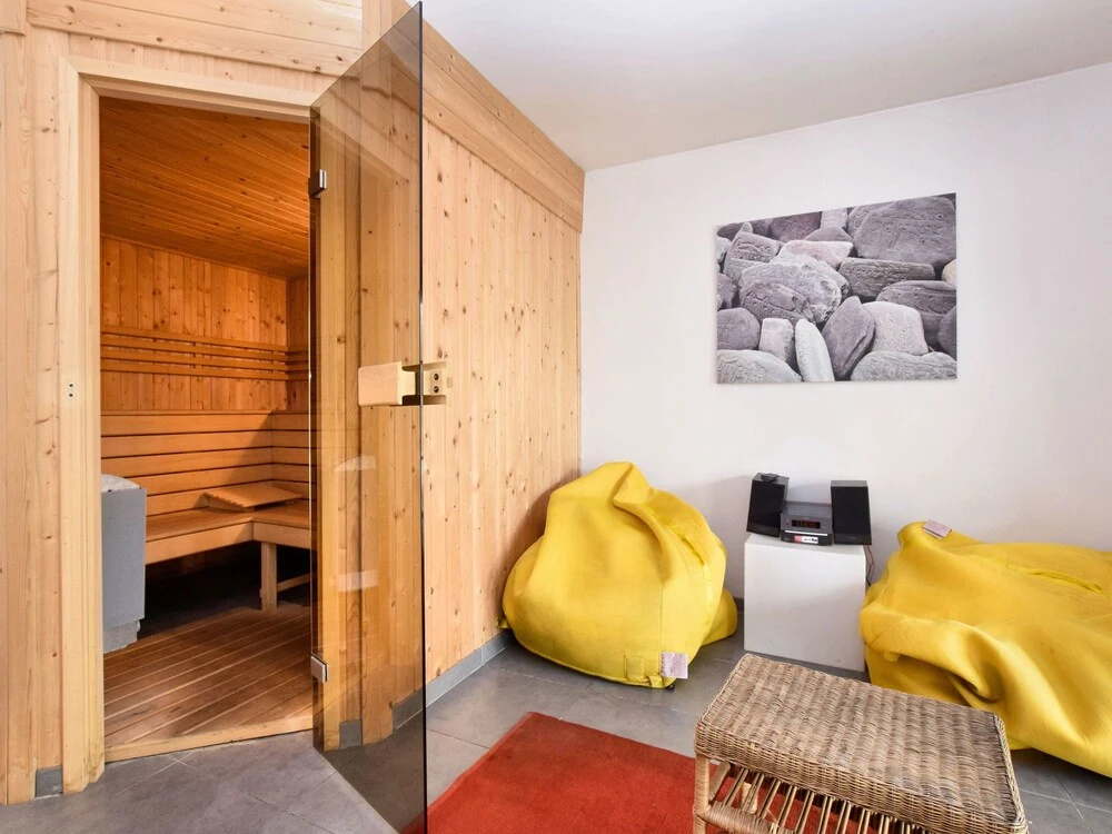 Luxury Villa With Sauna and Jacuzzi and Views of the Golf Course of Durbuy