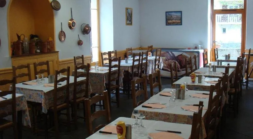 Au Relais dAuron