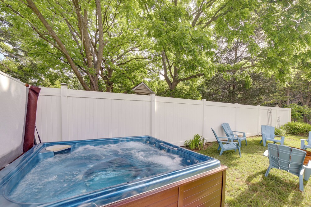 Near Saugatuck Dunes: Pet-friendly Home w/ Grill