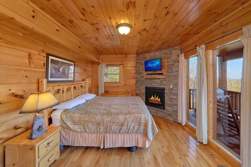 Smoky Mountain Serenity Apartment 3