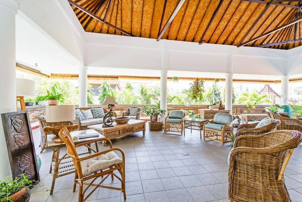 Akaya Bali