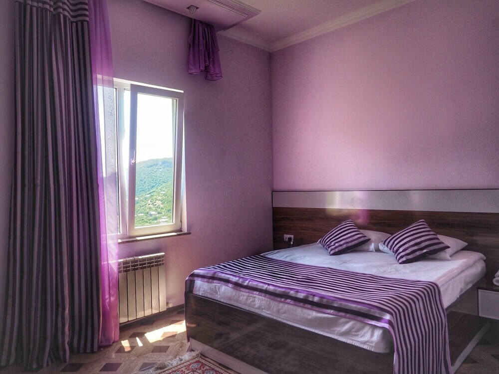 Kirch Hotel & Restaurant
