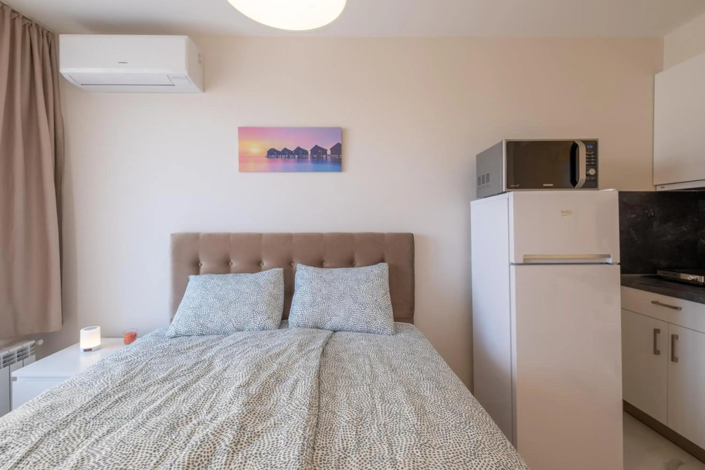 Sunny Dream Apartments