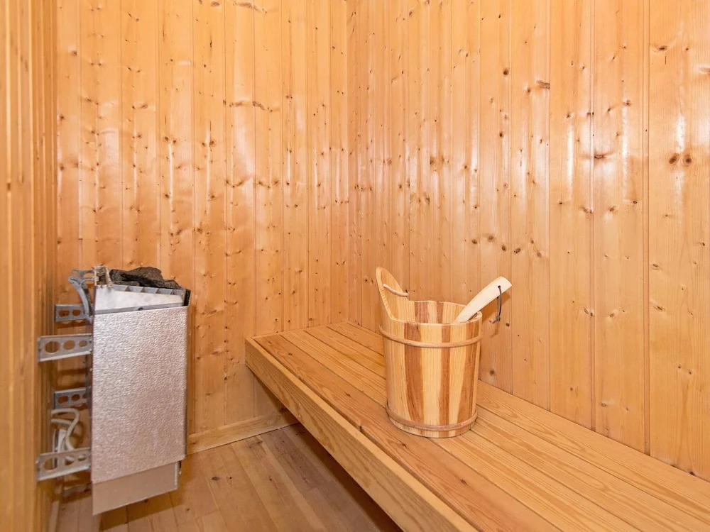 Spacious Holiday Home in Hemmet With Whirlpool